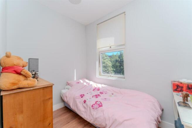 bedroom 3.jpg