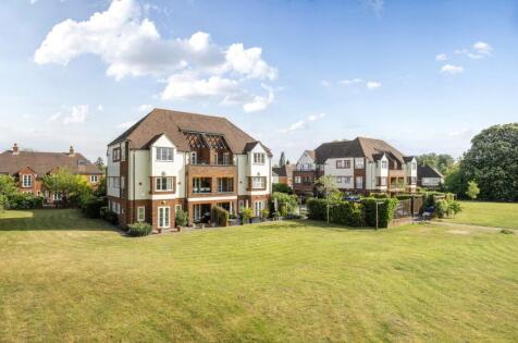 St Martins Mews, Pyrford, Surrey