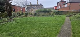 4 bed Apartment to rent Image 9