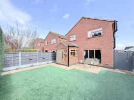 6, Hardys Close, Nottingham NG12 3GQ