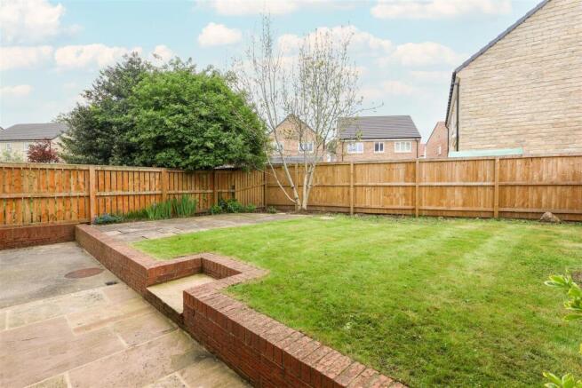 3 bed Semi-Detached for sale Image 4