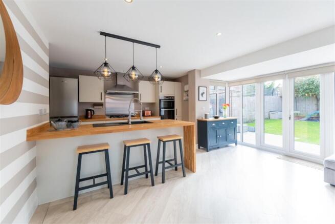 2 Brooke Avenue-001.jpg