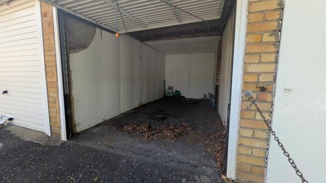 Rubens Close, Keynsham photo 5