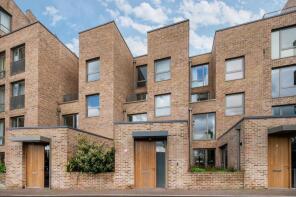 114, Isambard Court, Paddlers Avenue, Brentford TW8 8FP