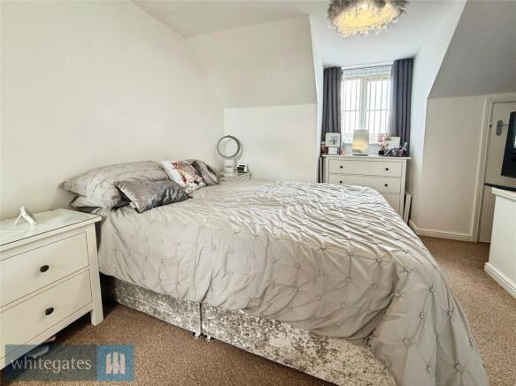 3 bed Town House for sale Image 10