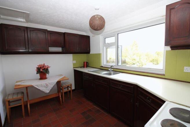 Kitchen/breakf...