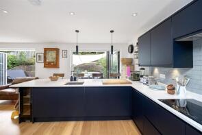 74, Mill Rise, Brighton BN1 5GH