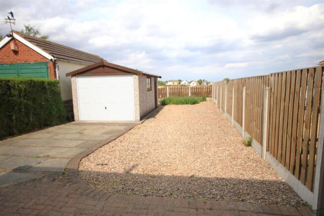 DETACHED SECTIONAL GARAGE