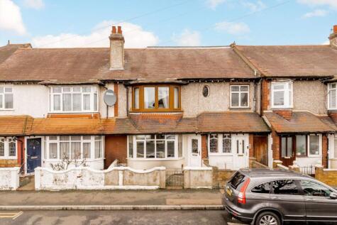 Gorringe Park Avenue, Mitcham