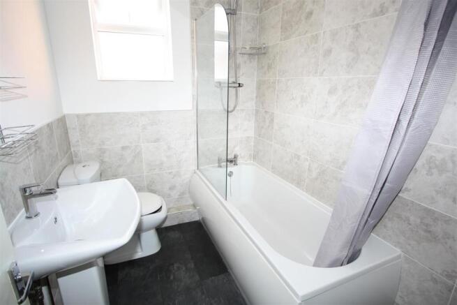 Bathroom.JPG
