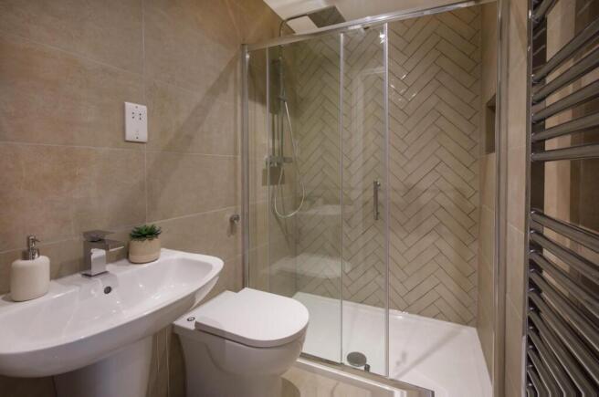 2 bed Duplex for sale Image 7