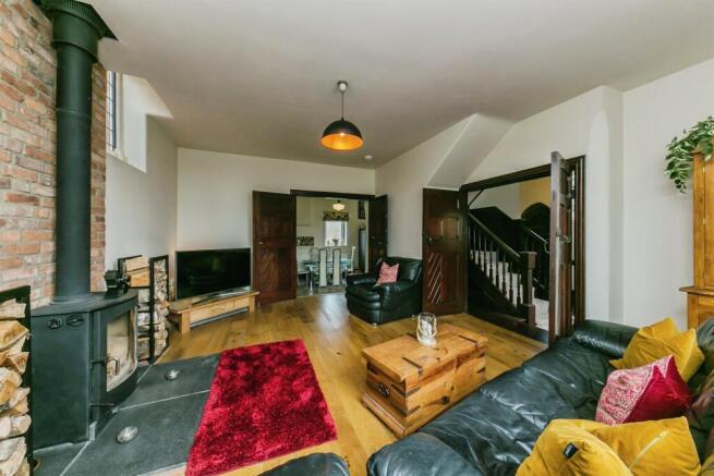 Lounge: