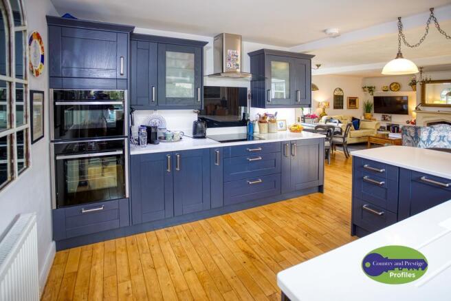 24 Trafford road  (30).jpg