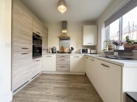 2 bed End of Terrace for sale Image 8