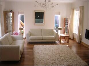 RECEPTION ROOM 2