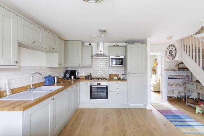 Kitchen / Dini...