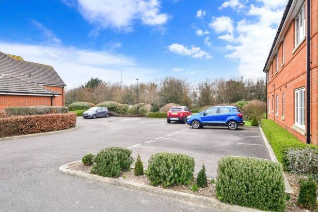 Driveway/Parking