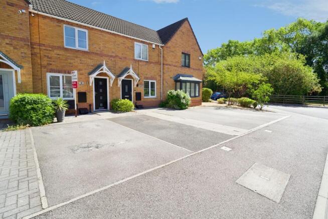 2 bed Terraced for sale Image 11