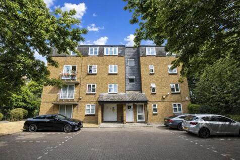 Garrick Drive, Thamesmead, SE28