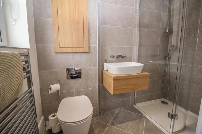 Bedroom Two En Suite