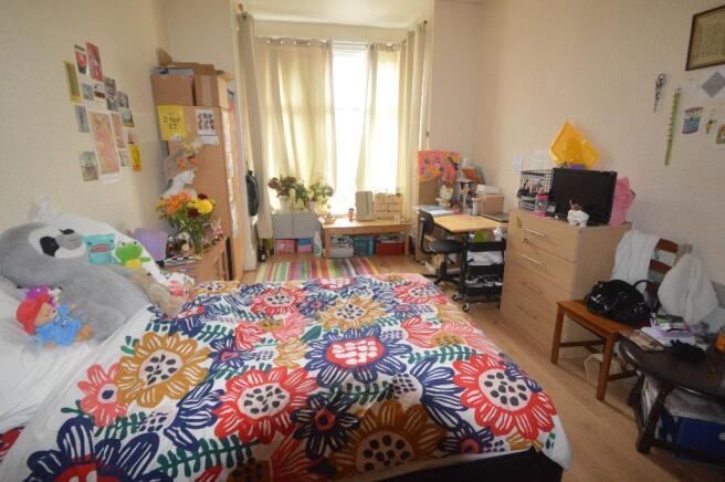 7 bed Terraced to rent Image 5
