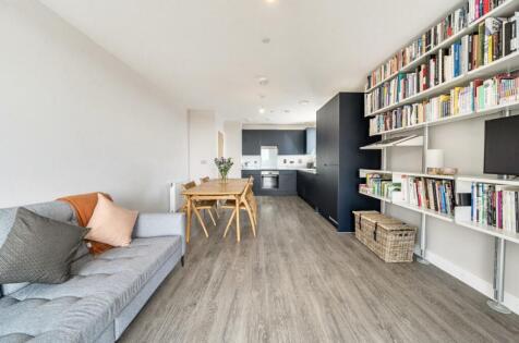 Minnow Apartments, Sherwood Close, West Ealing, W13