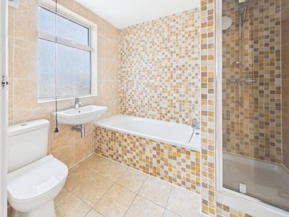 3 bed Semi-Detached for sale Image 10