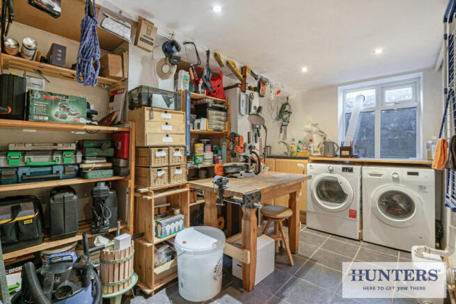 4 bed Terraced for sale Image 6