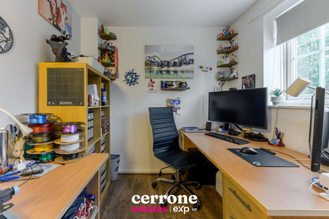 Photo 16