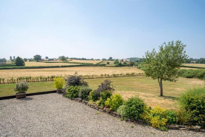 Moor Farm House, Halfway House Lane, Eardington, Bridgnorth, WV16 5JP photo 4