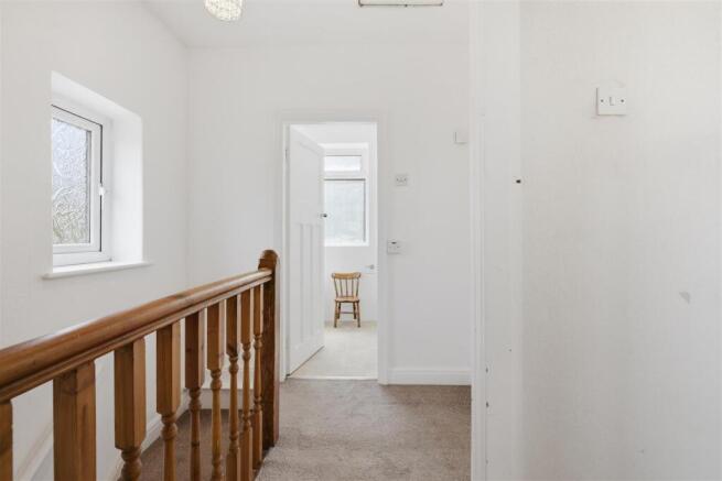 3 bed Semi-Detached for sale Image 9