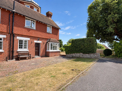 Buxton Road, Eastbourne, BN20 7LF