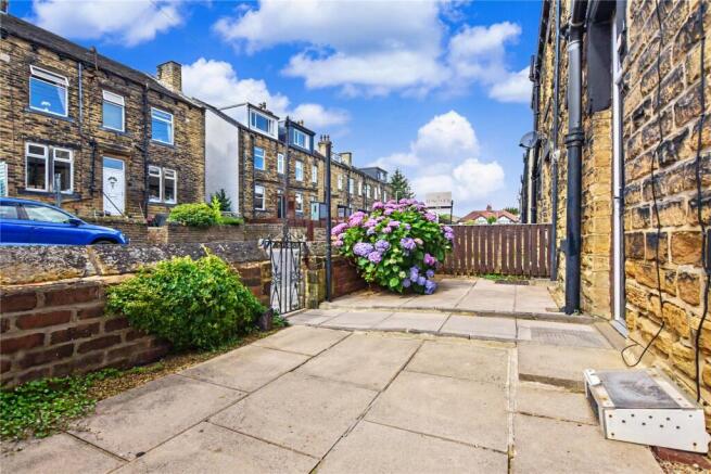 2 bed Terraced for sale Image 8