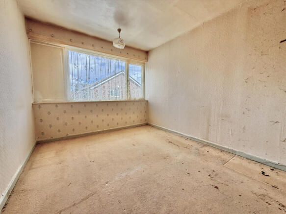 3 bed Semi-Detached for sale Image 9