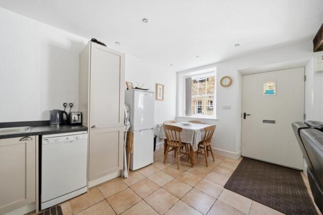 6 bed Terraced for sale Image 7