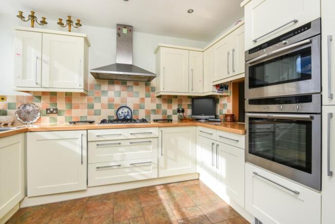 Kitchen 2