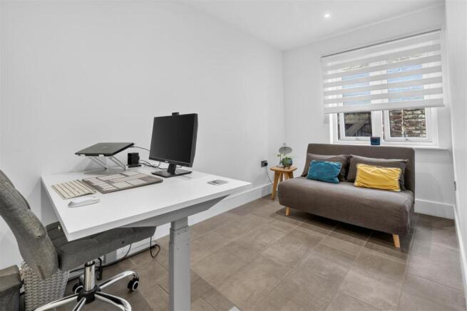 3 bed Barn Conversion for sale Image 6