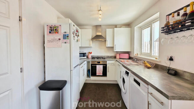 3 bed Detached for sale Image 2