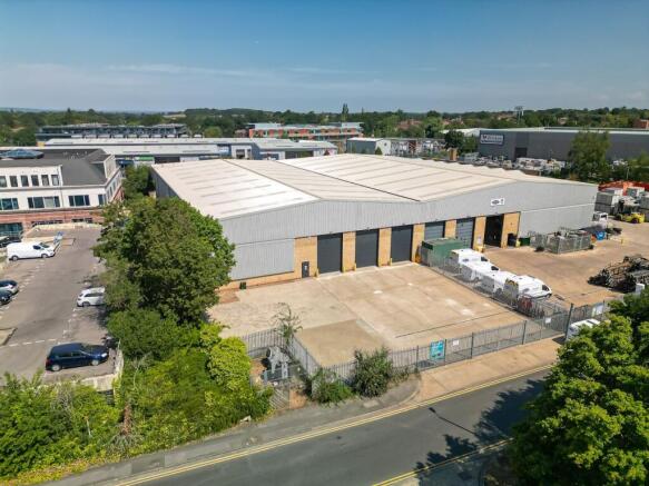 Western-Road-Bracknell-DRONE-08.jpg