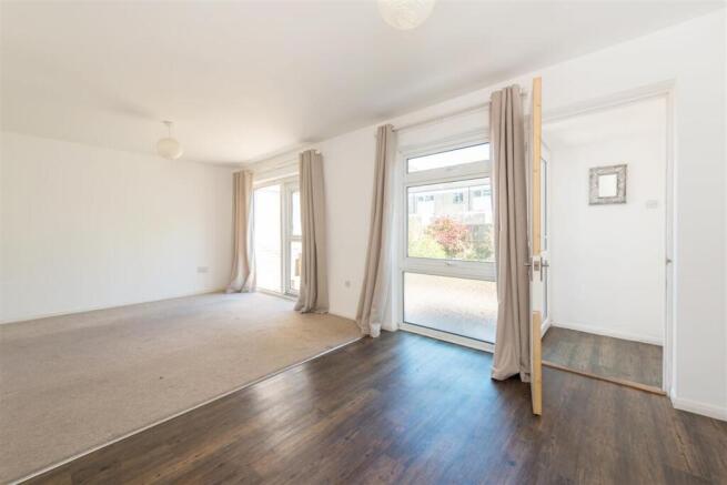 Starle Close, Canterbury photo 4