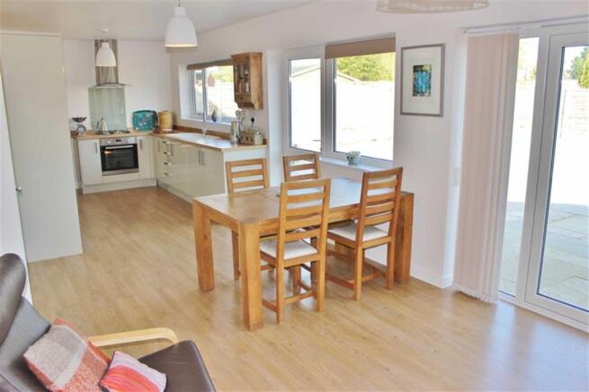Open Plan Kitchen, D