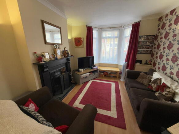 Photo 3