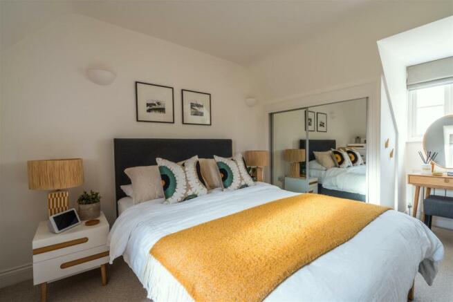 Master Bedroom 1.jpg