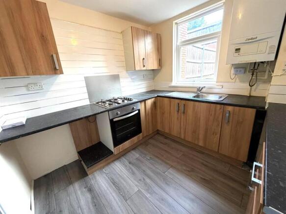 KITCHEN 2
