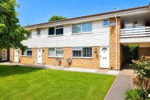10, Highclere Court, Knaphill, Woking GU21 2QP