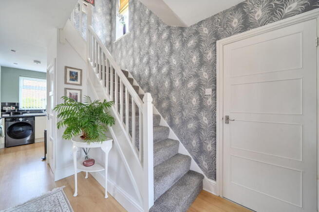 3 bed Semi-Detached for sale Image 8