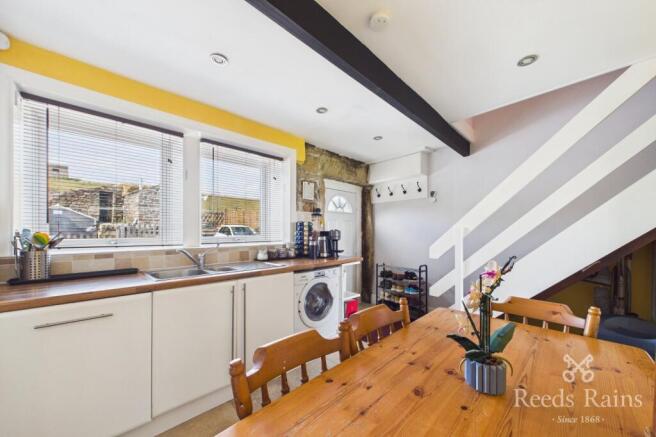 2 bed Terraced for sale Image 6