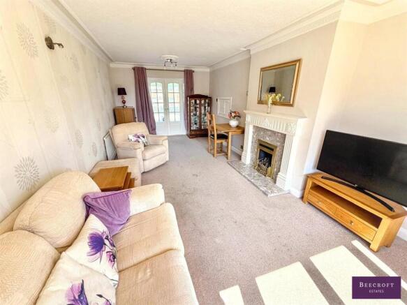 3 bed Semi-Detached for sale Image 9