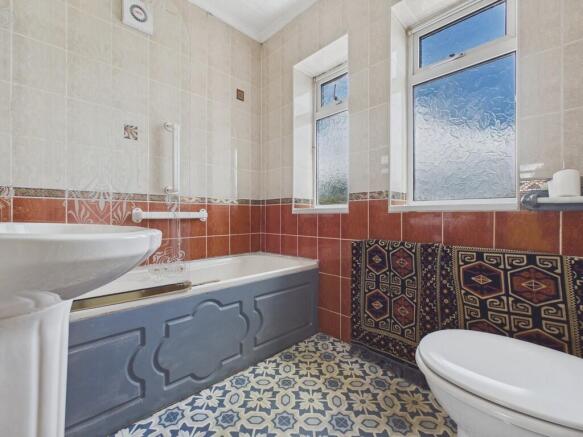 3 bed Semi-Detached for sale Image 11