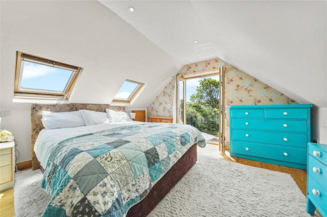Bed 1